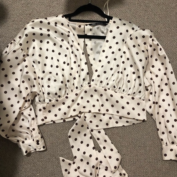 Zara Tops - ZARA Cropped Blouse
